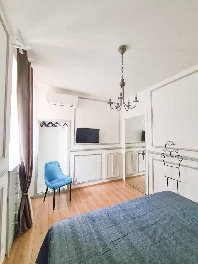 Via Vittoria Quattro Apartment Rome Bagian luar foto